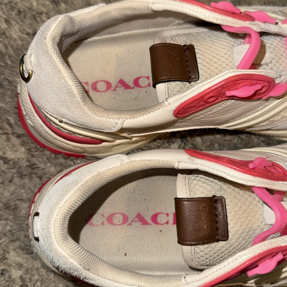 🖤COACH PINK/ CREAM SNEAKERS SIZE 7🖤 - Picture 4 of 7